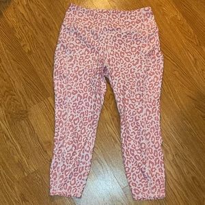 🐆Torrid Pink Leopard Print Leggings 🐆